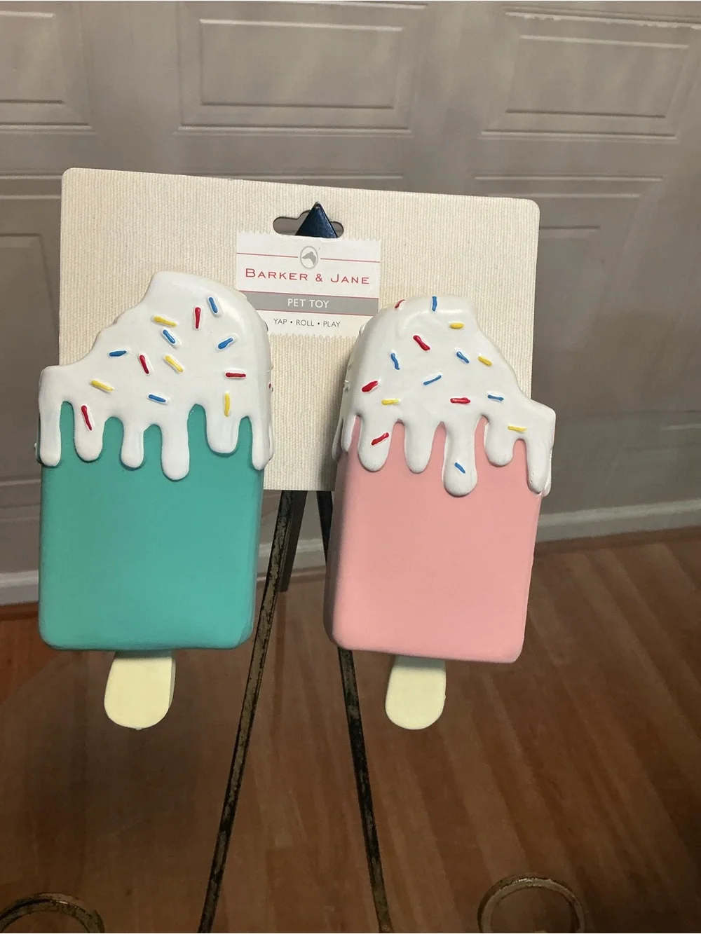 New Brand Barker & Jane Squeaky Vinyl Popsicle Dog Toy Set Yap Roll Play 6”